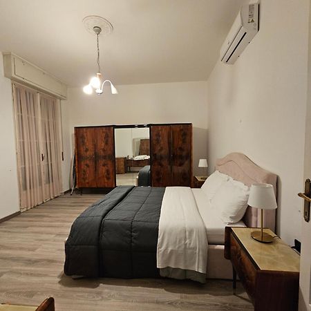 Casa Sara Como Lake Parcheggio Interno Privato Cernobbio Kültér fotó