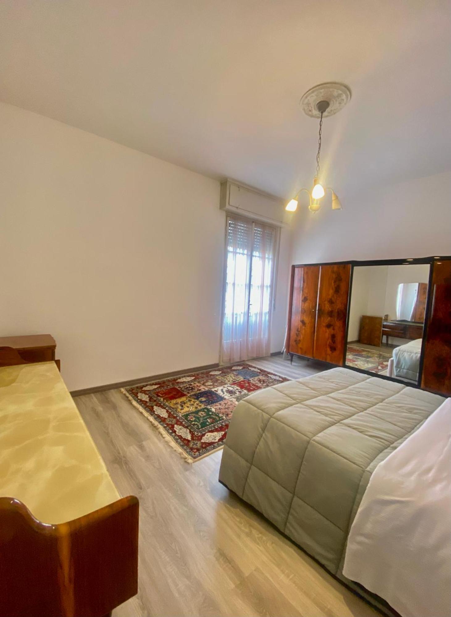 Casa Sara Como Lake Parcheggio Interno Privato Cernobbio Kültér fotó