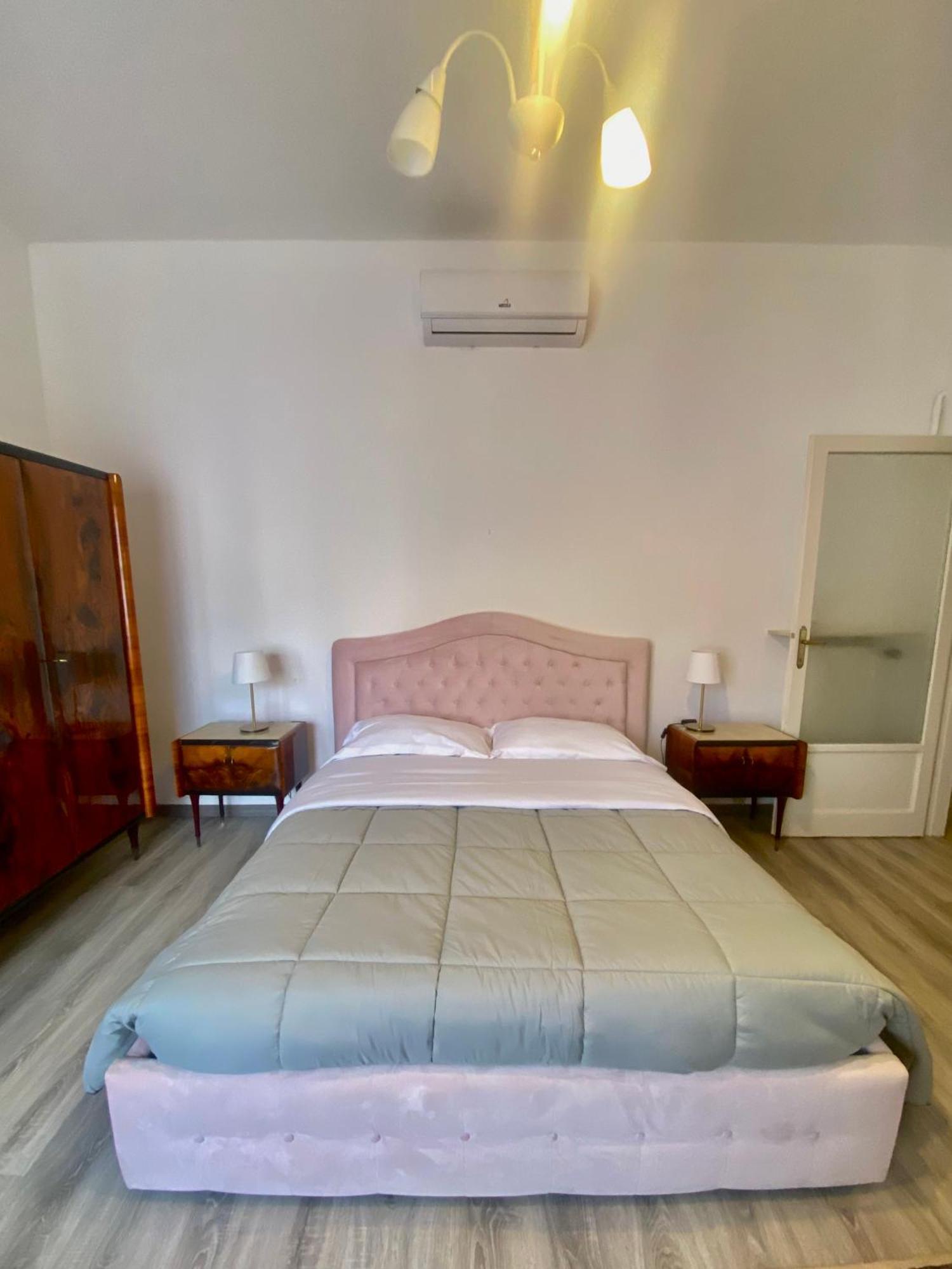 Casa Sara Como Lake Parcheggio Interno Privato Cernobbio Kültér fotó