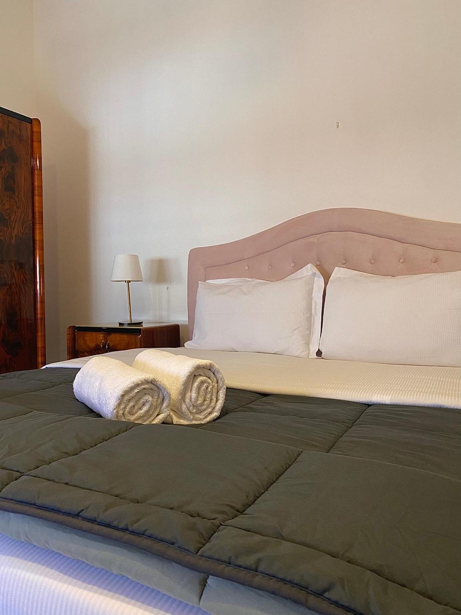 Casa Sara Como Lake Parcheggio Interno Privato Cernobbio Kültér fotó